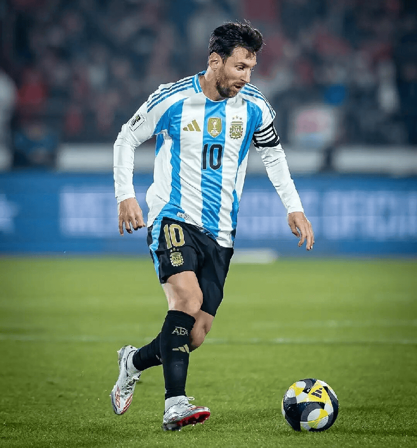 挪威黄金一代！哈兰德本届世预赛16球2助攻，厄德高1球7助攻