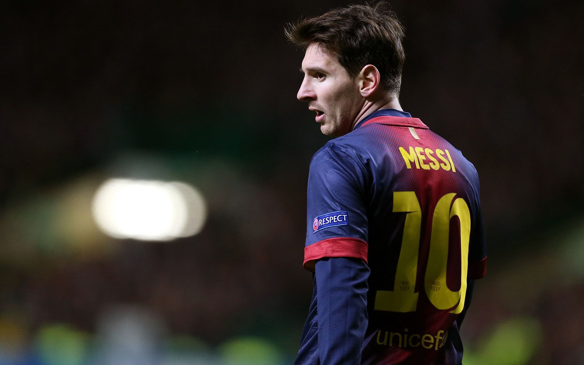 令人动容！残特奥会独腿飞人扑线摔破全国纪录