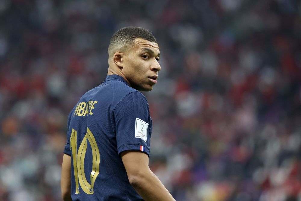 姆伯莫上赛季至今英超攻入26球，同期仅次于哈兰德、萨拉赫