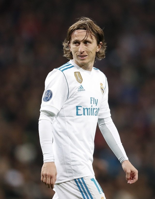 森保一：明天的首发会适当调整，相比执教纪录更关注长远目标